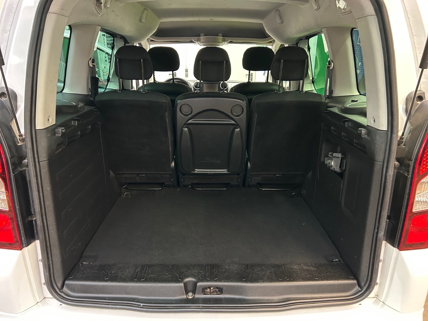 Citroen Berlingo Kombi 1.6 VTi 120 Selection 2xKlima PDC Bild 12