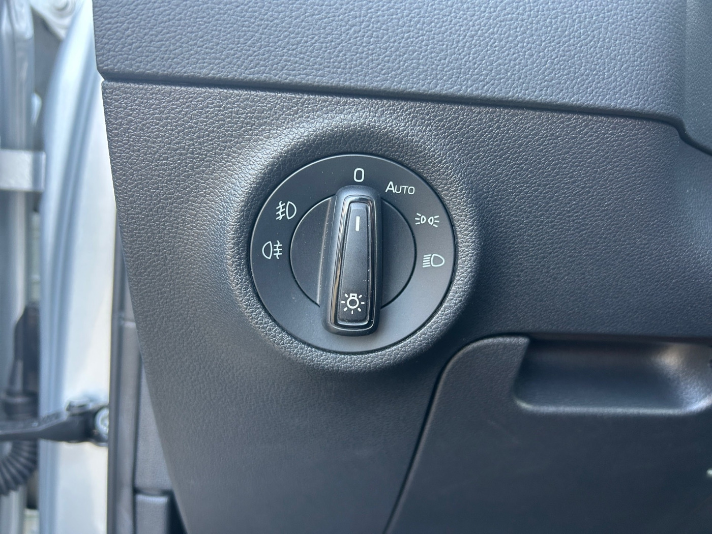 Škoda Karoq 1.5 TSI ACT Tour DSG LM Navi Kam. 2xKlima Bild 20