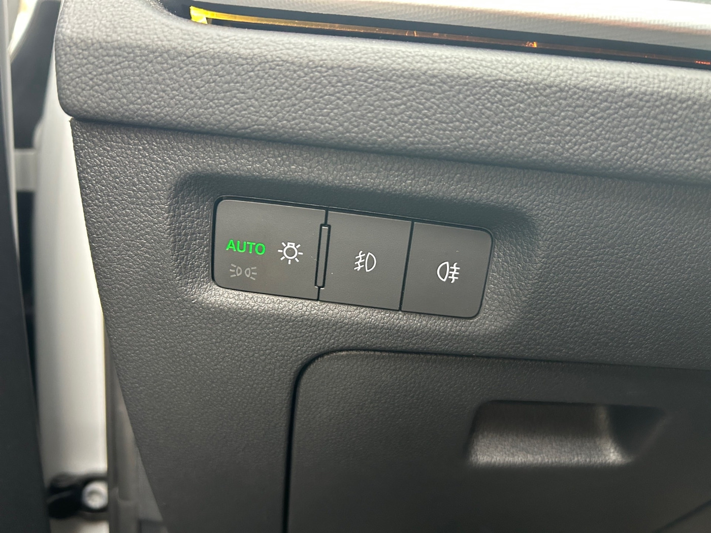 Škoda Octavia Combi 2.0 TDI Clever LM Navi Kam. 4xSHZ Bild 15