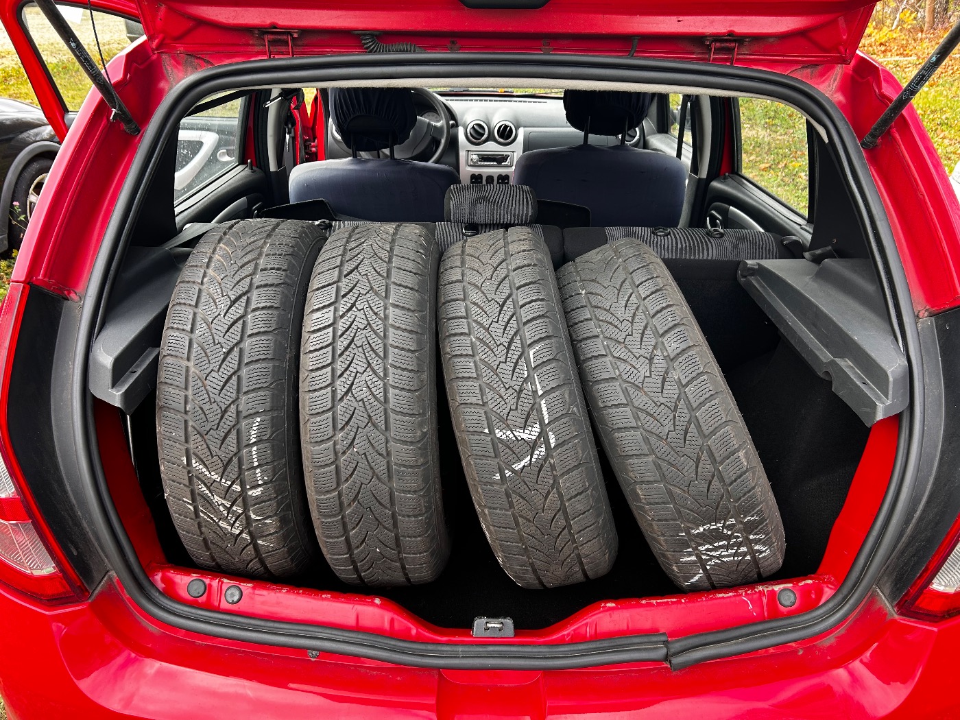 Dacia Sandero 1.4 MPI Laureate ZV FH Bild 7