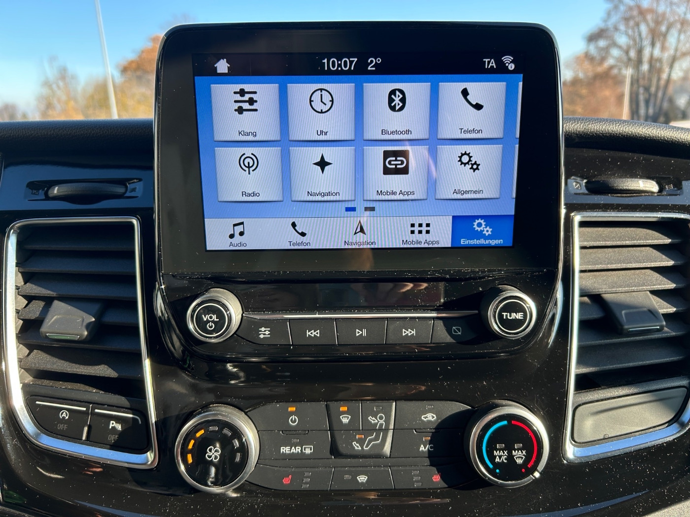 Ford Tourneo Custom Kombi 2.0 TDCi L1 Sport AHK Bild 16