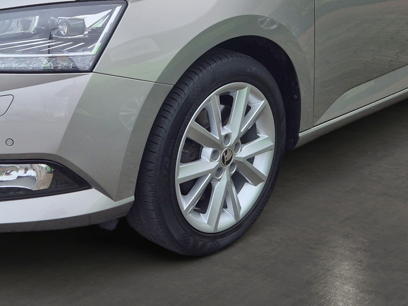 Škoda Fabia Combi 1.0 TSI DSG Clever LM ACC KlimaA PDC Bild 6