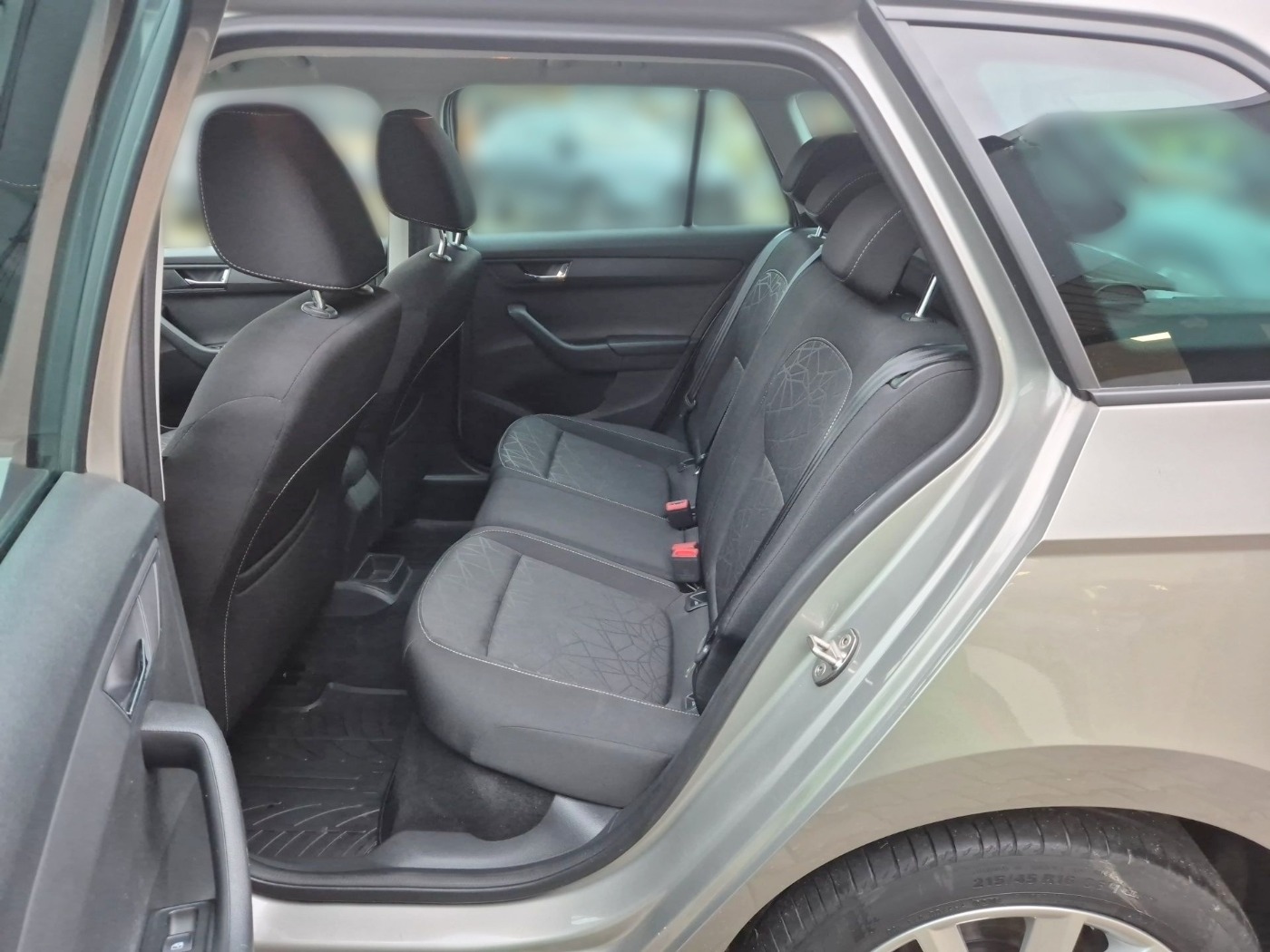 Škoda Fabia Combi 1.0 TSI DSG Clever LM ACC KlimaA PDC Bild 16