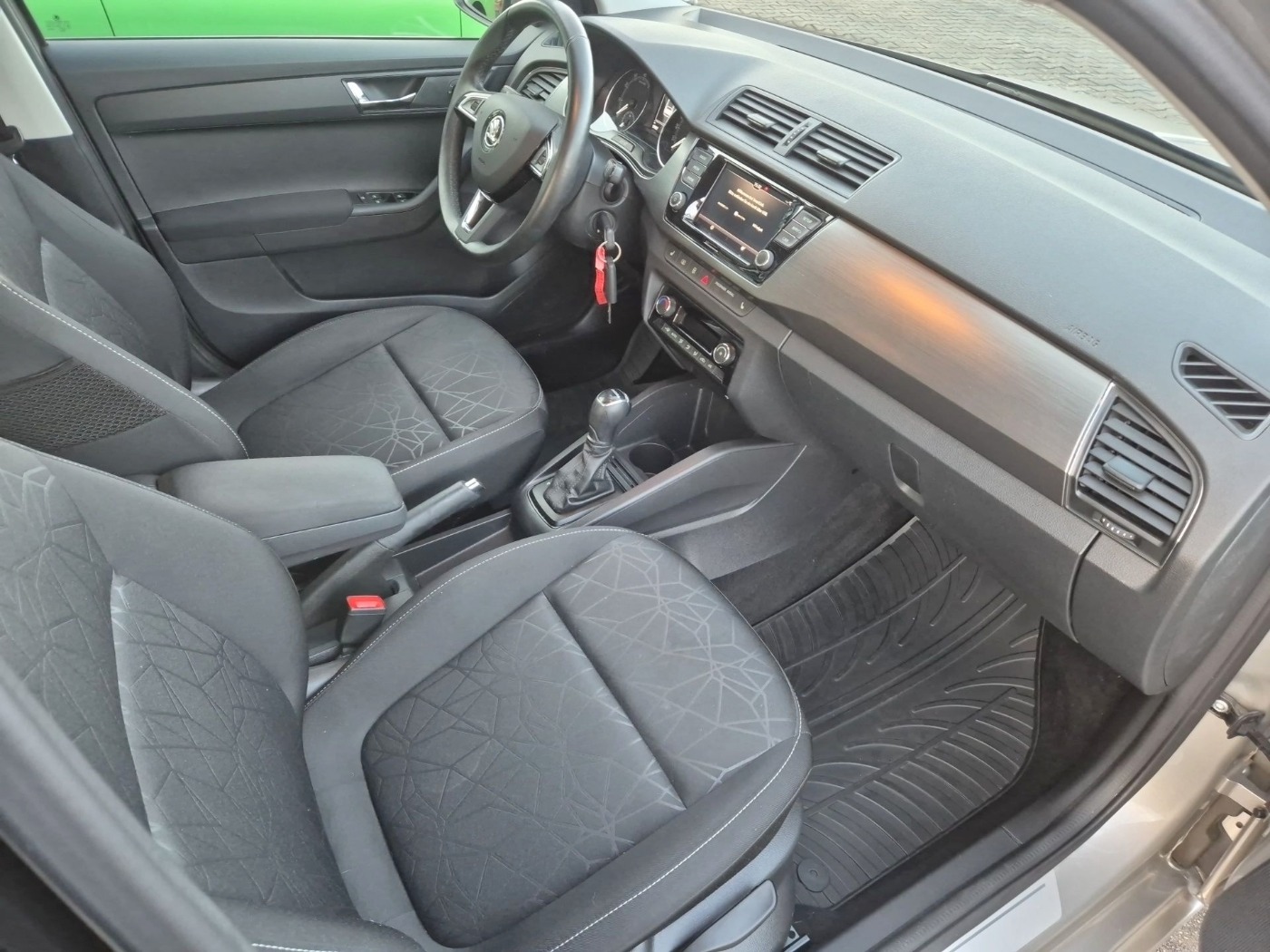 Škoda Fabia Combi 1.0 TSI DSG Clever LM ACC KlimaA PDC Bild 15