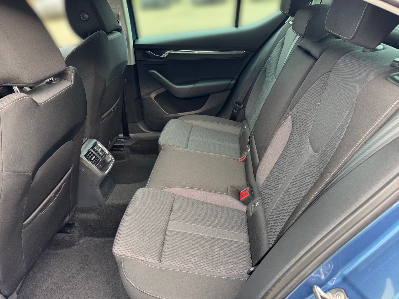 Škoda Octavia 1.5 TSI ACT First Edition LM Navi ACC Bild 11