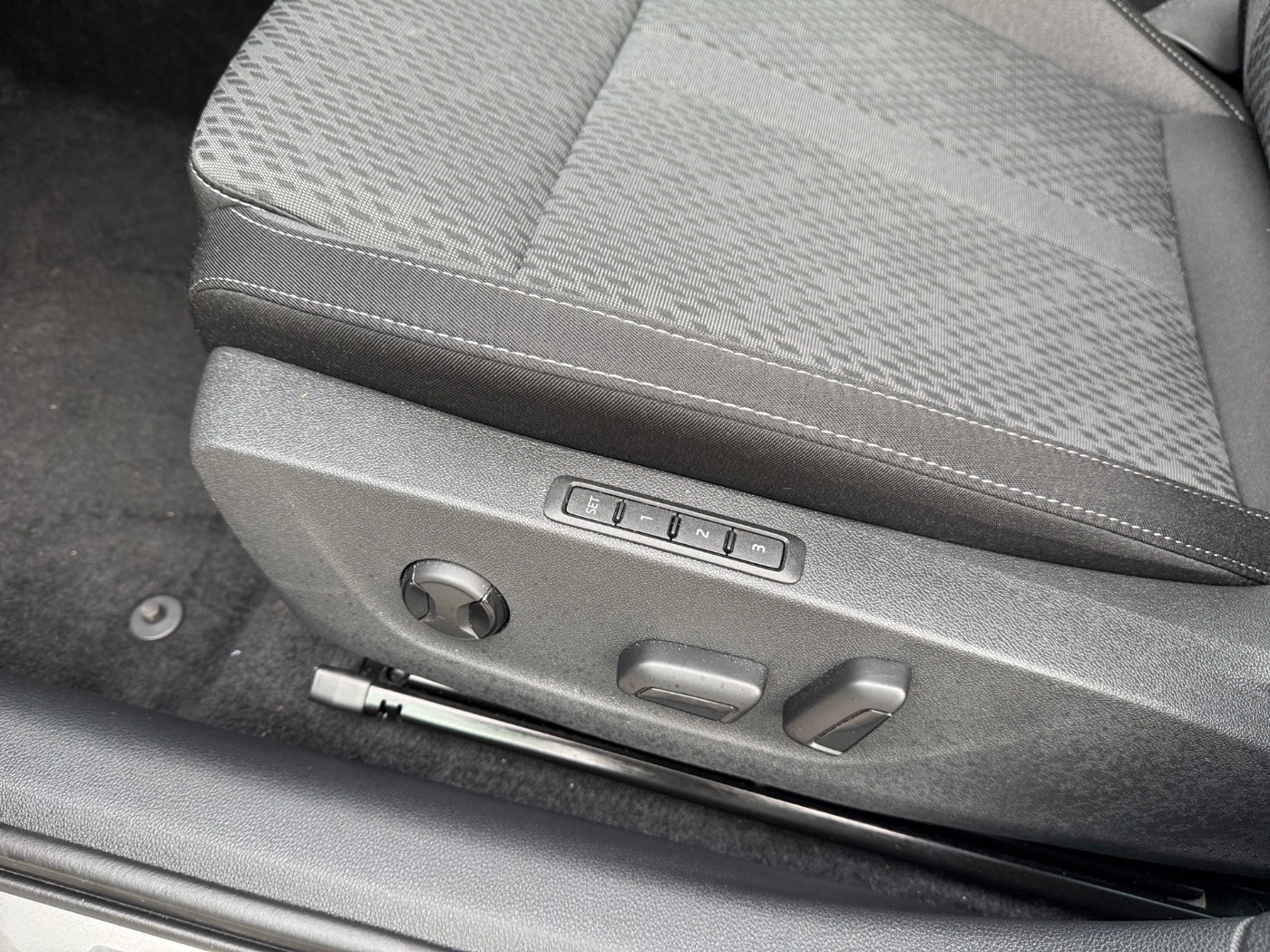 Škoda Octavia 1.5 TSI ACT First Edition LM Navi ACC Bild 14