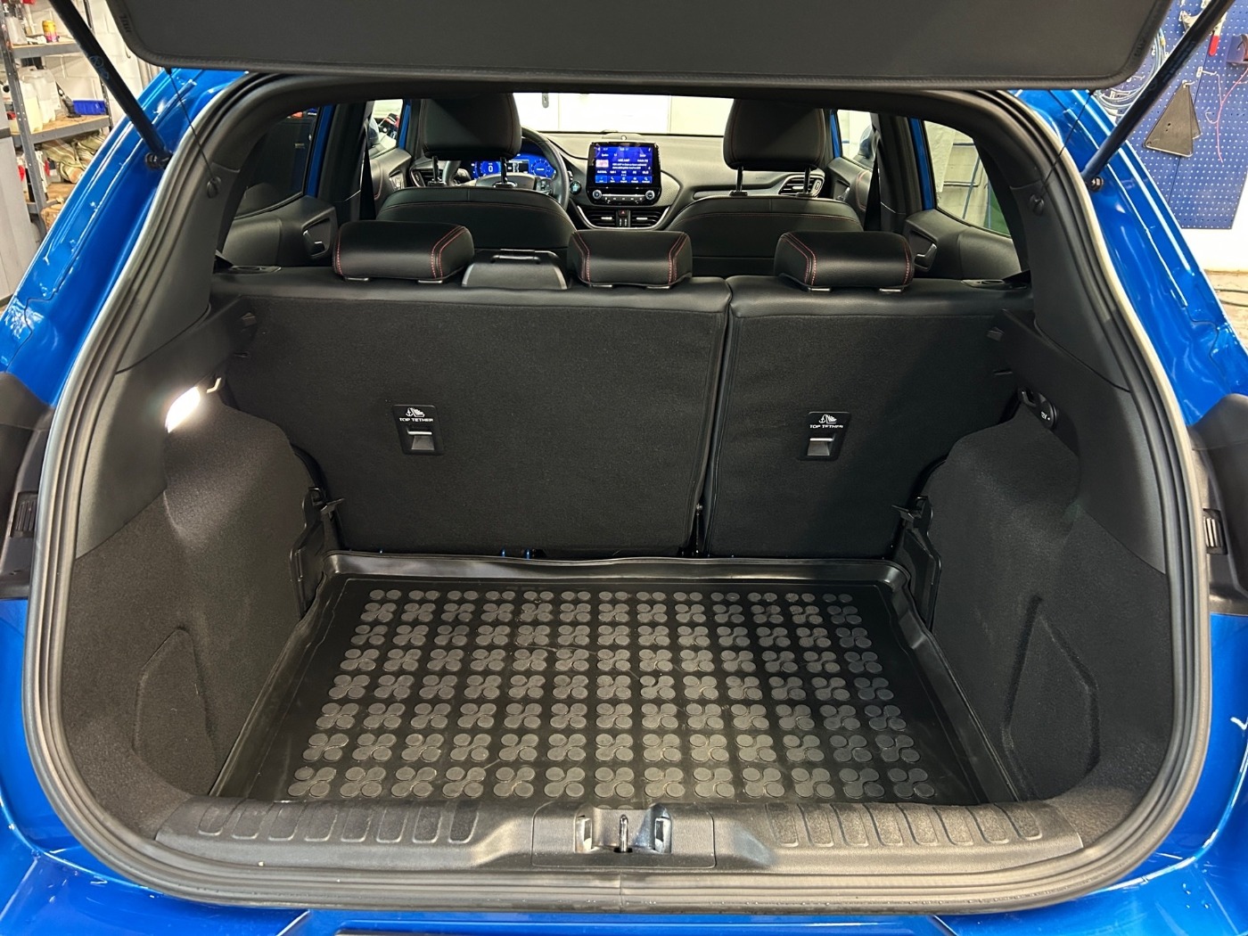 Ford Puma 1.0 EcoBoost Mild Hybrid ST-Line X LM Navi Bild 12