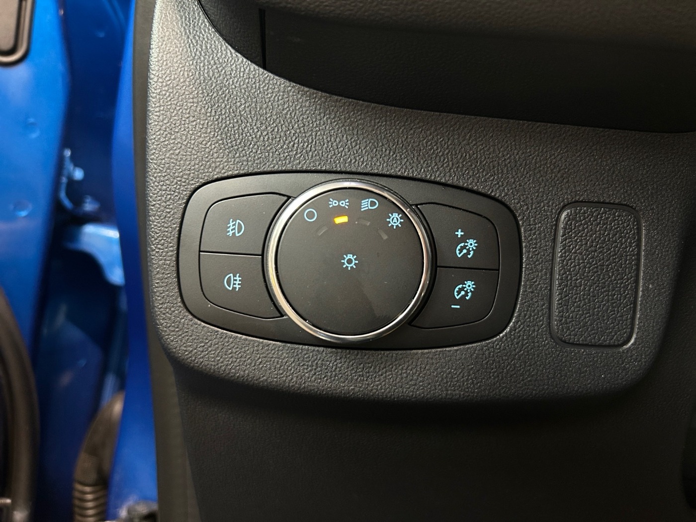 Ford Puma 1.0 EcoBoost Mild Hybrid ST-Line X LM Navi Bild 17