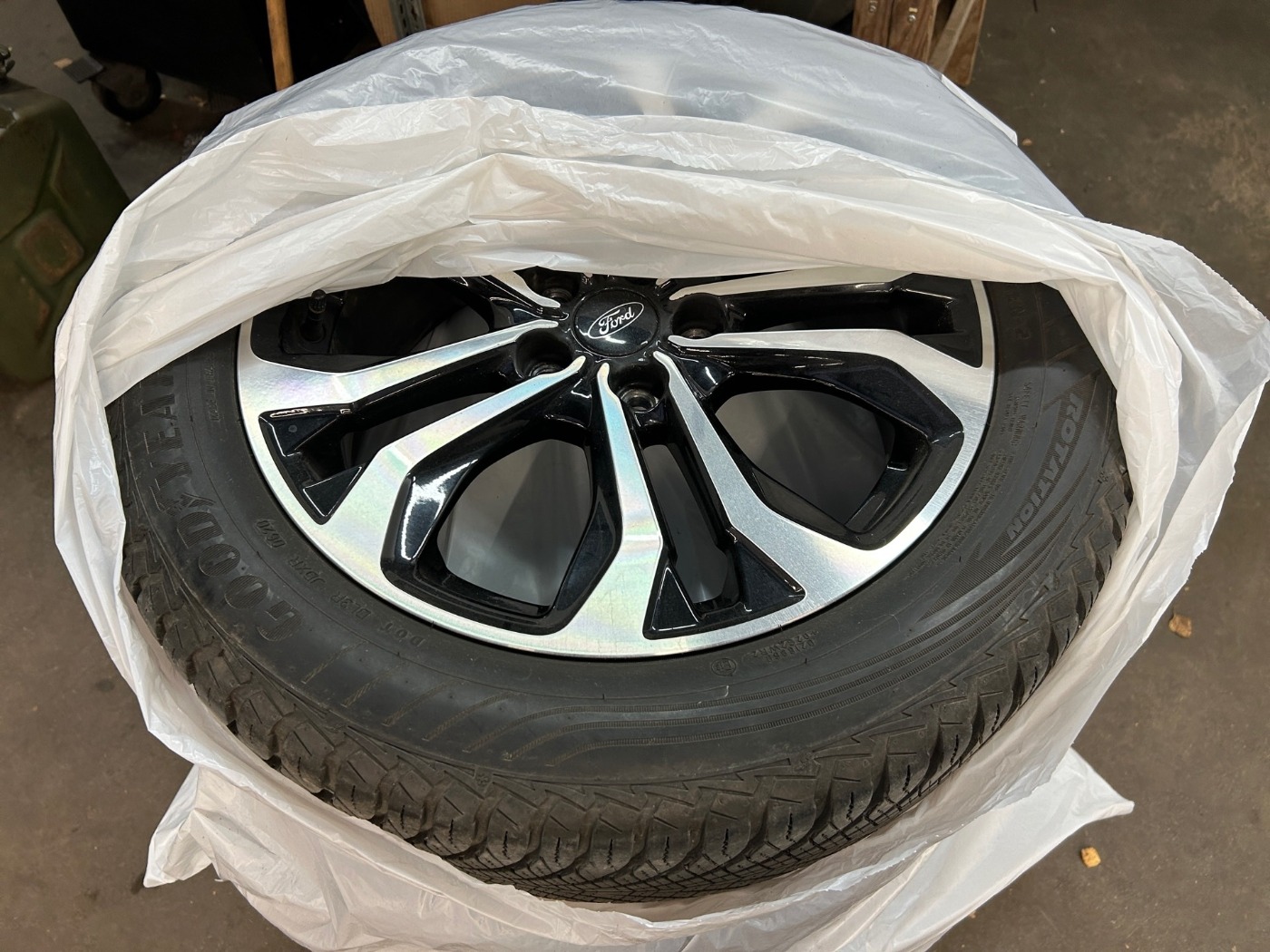 Ford Puma 1.0 EcoBoost Mild Hybrid ST-Line X LM Navi Bild 18