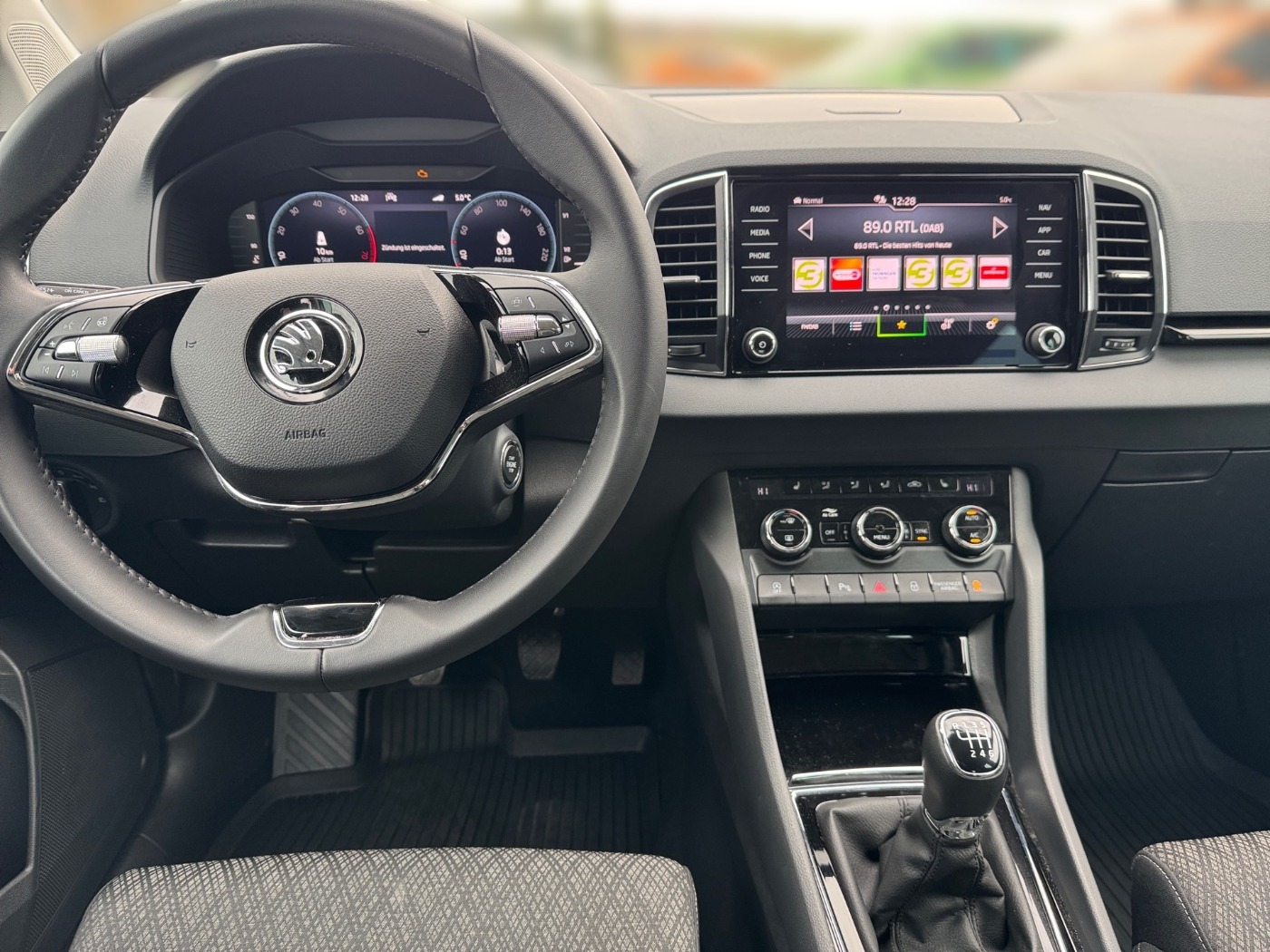 Škoda Karoq 1.5 TSI ACT Style Navi Kam. 3xKlima AHK Bild 10