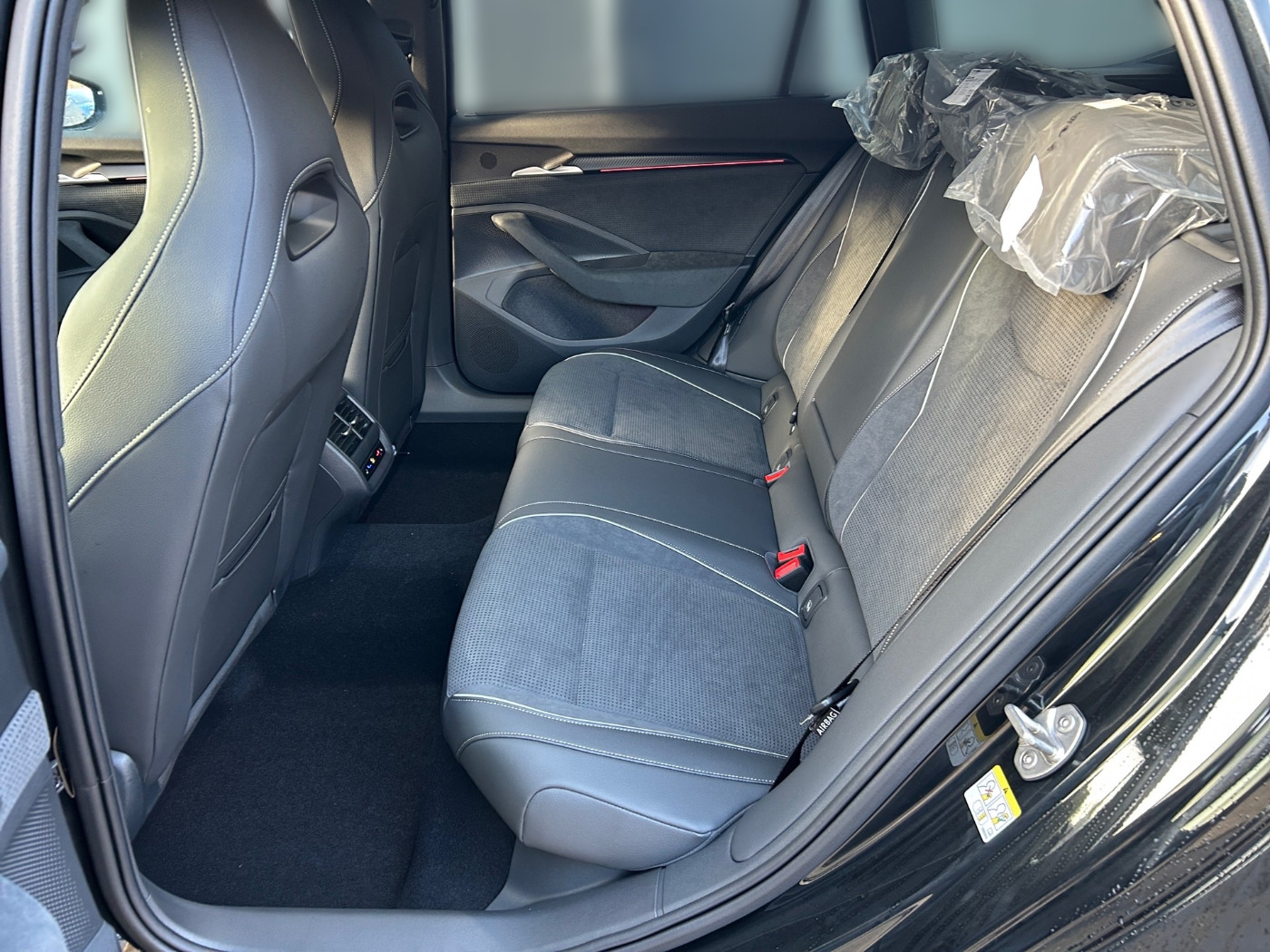 Škoda Superb Combi 2.0 TSI Sportline DSG Navi AHZV Bild 11