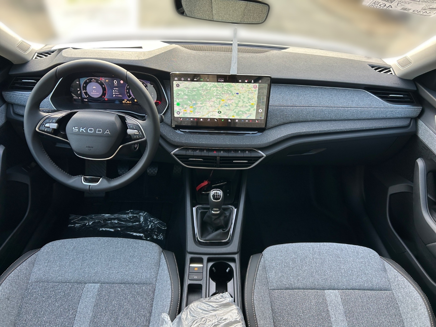 Škoda Octavia Combi 1.5 TSI Tour Kam. 4xSHZ AHZV Bild 10