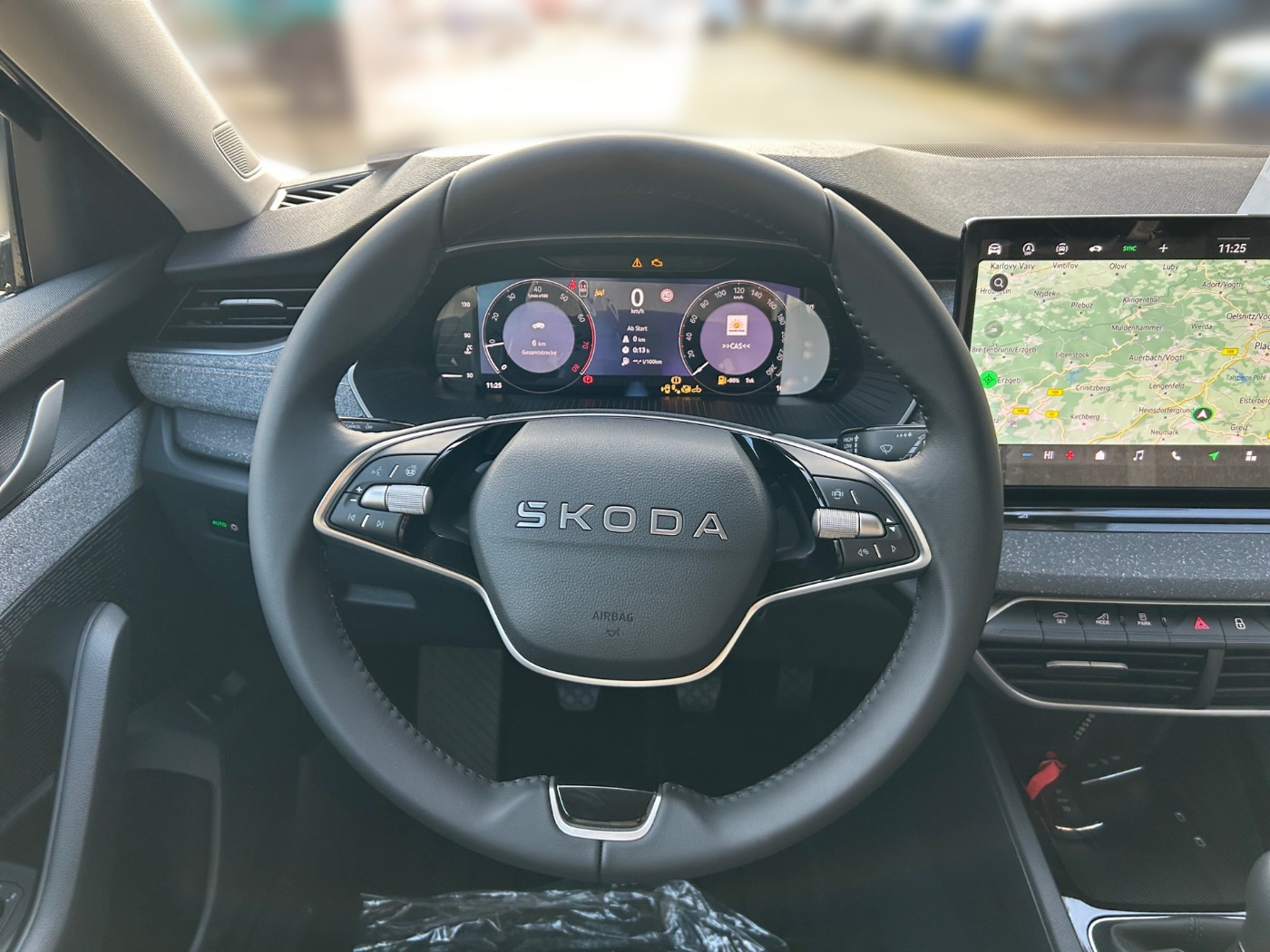 Škoda Octavia Combi 1.5 TSI Tour Kam. 4xSHZ AHZV Bild 8