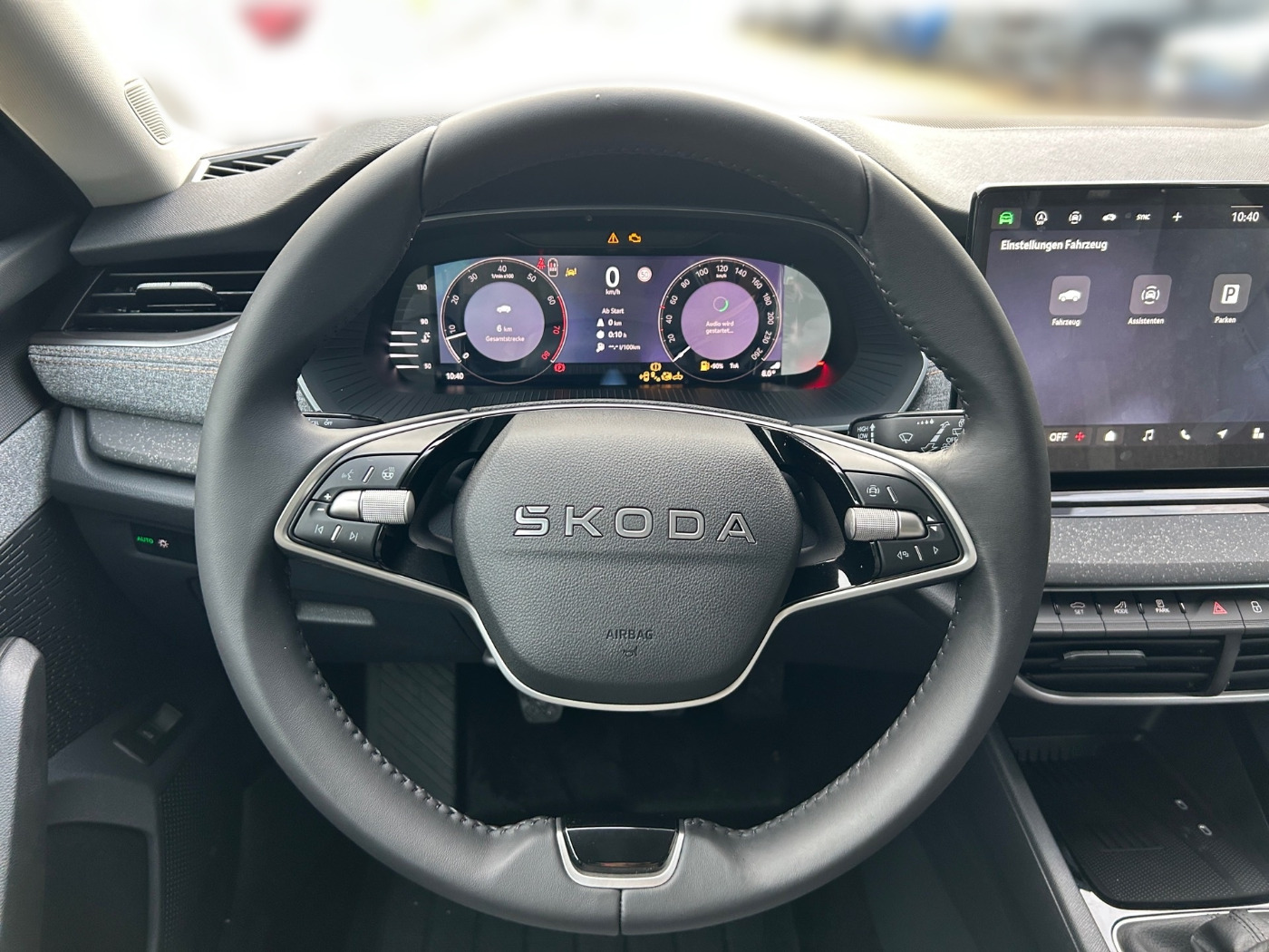 Škoda Octavia Combi 1.5 TSI Tour Kam. 4xSHZ AHZV Bild 8