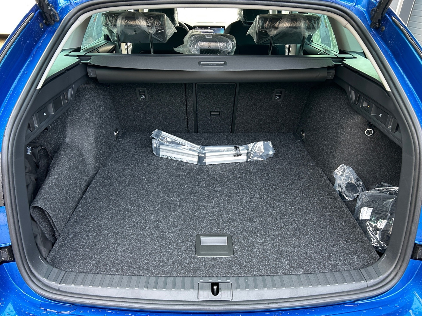 Škoda Octavia Combi 1.5 TSI Tour Kam. 4xSHZ AHZV Bild 12