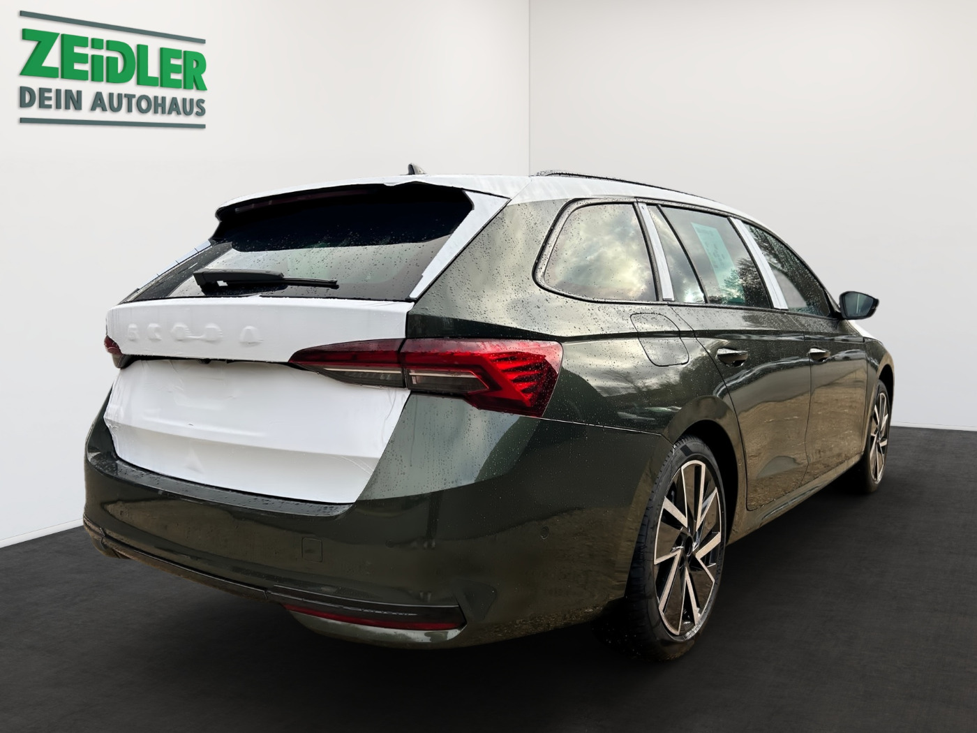 Škoda Octavia Combi 2.0 TDI Sportline DSG Navi AHK HUD Bild 3