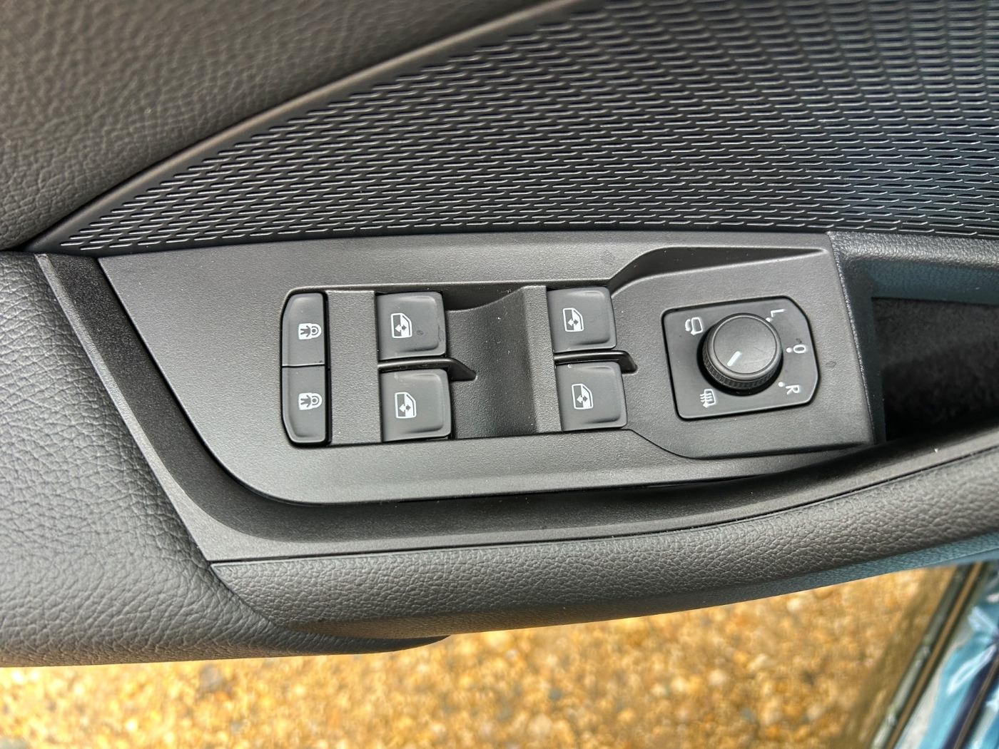 Škoda Octavia Combi 2.0 TDI Sportline DSG Navi AHK HUD Bild 13