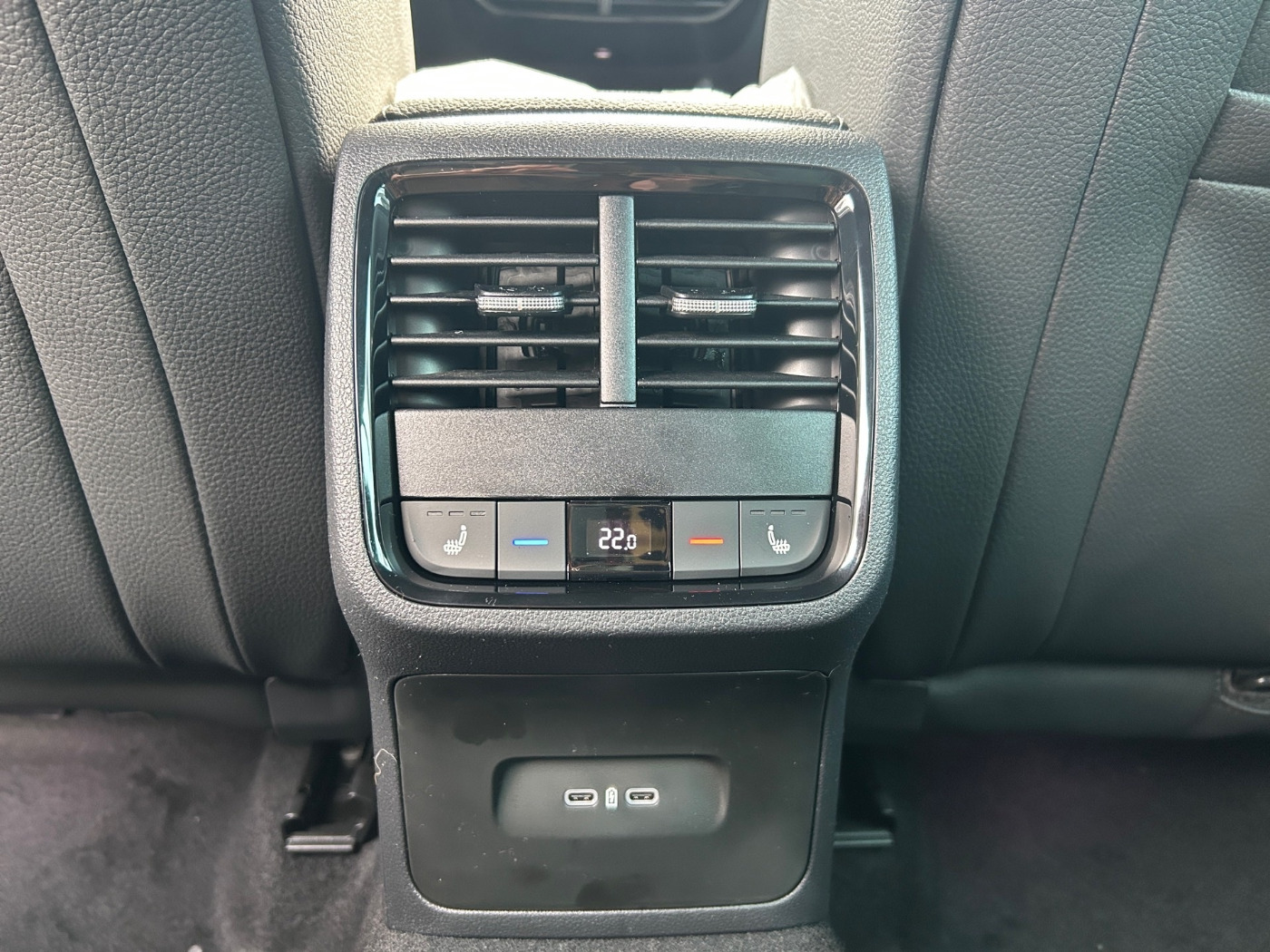 Škoda Octavia Combi 2.0 TDI Sportline DSG Navi AHK HUD Bild 18