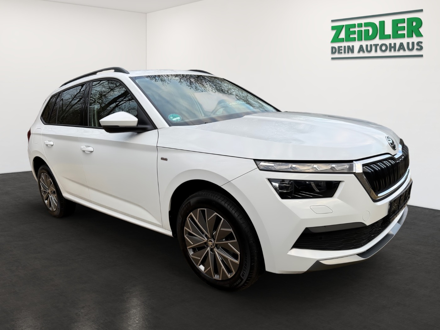 Škoda Kamiq 1.5 TSI Tour LM KlimaA LED ACC RFK Bild 2