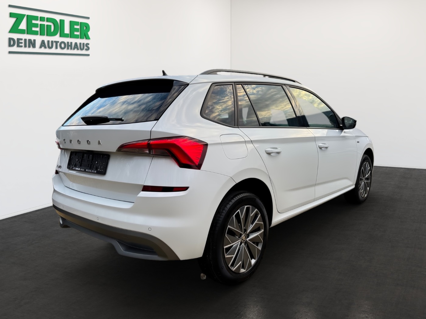 Škoda Kamiq 1.5 TSI Tour LM KlimaA LED ACC RFK Bild 3