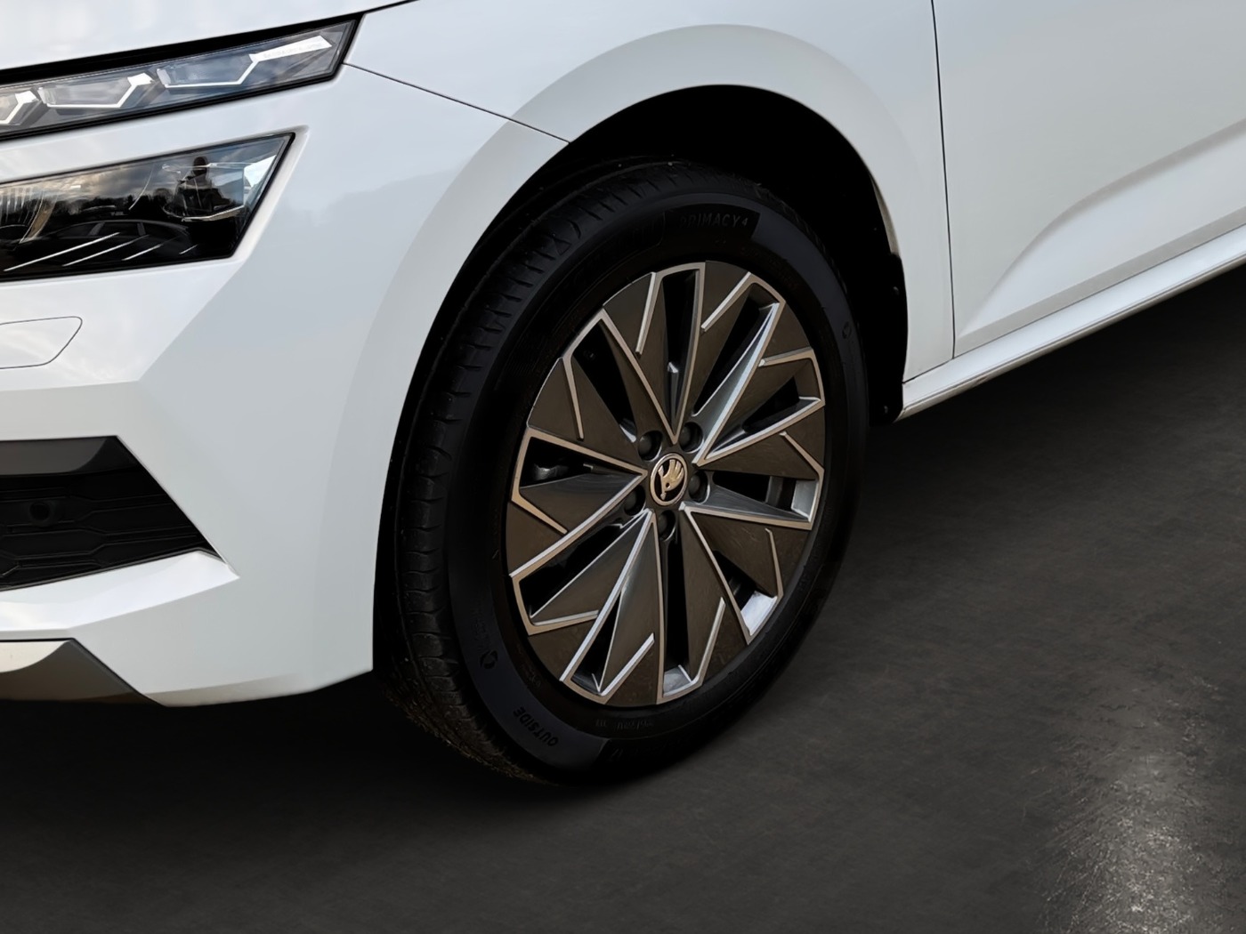 Škoda Kamiq 1.5 TSI Tour LM KlimaA LED ACC RFK Bild 6