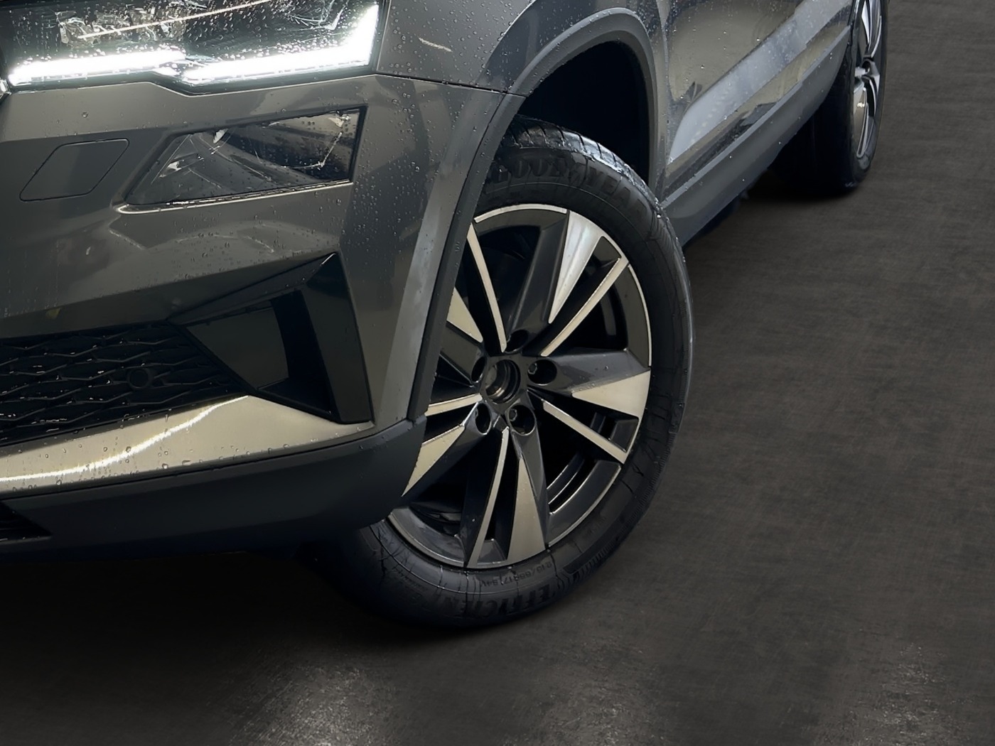 Škoda Karoq 1.5 TSI ACT Balance DSG Navi 2xKlima ACC Bild 6