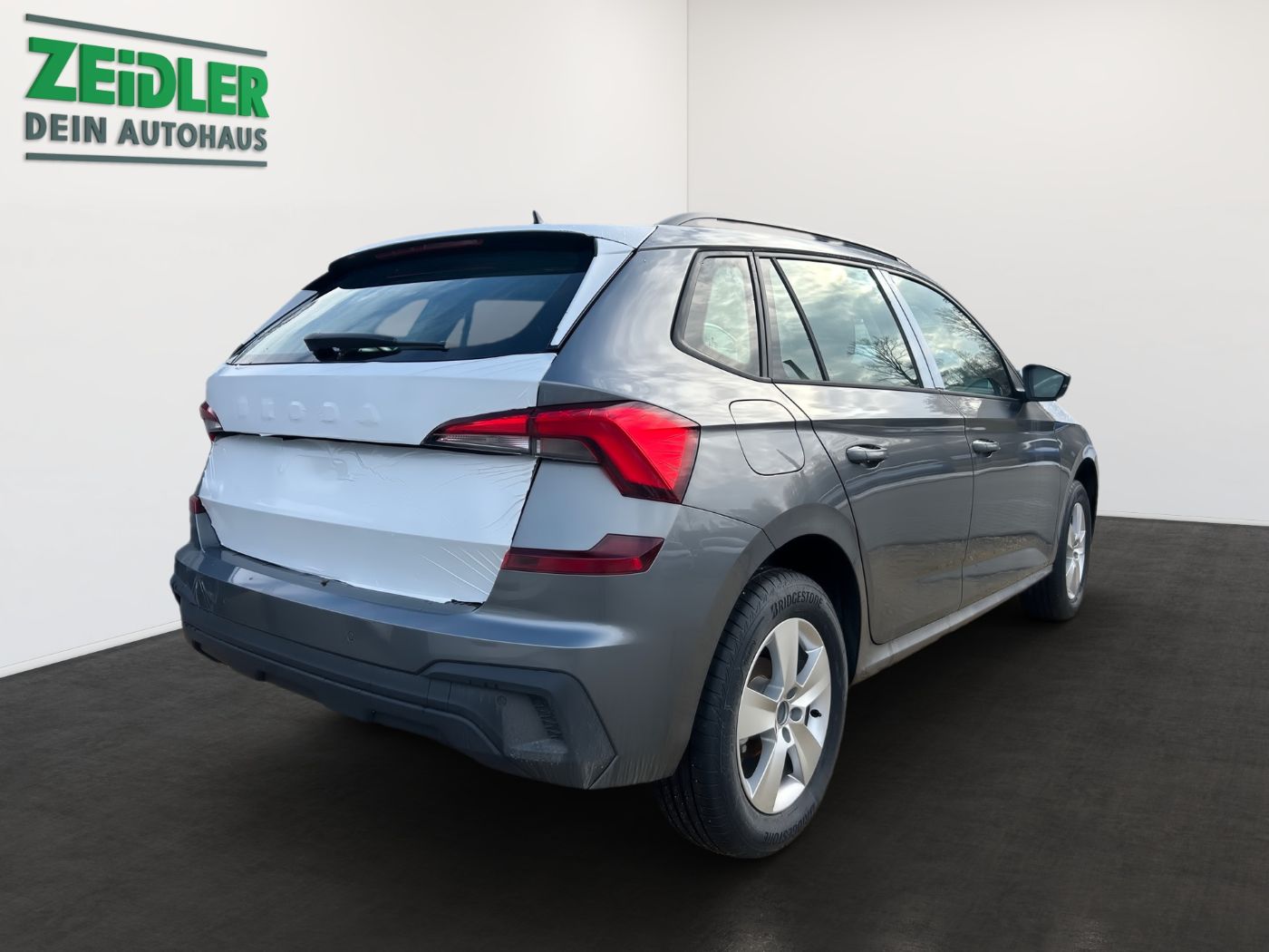 Škoda Kamiq 1.0 TSI Essence LM Facelift LED PDC SHZ Bild 3