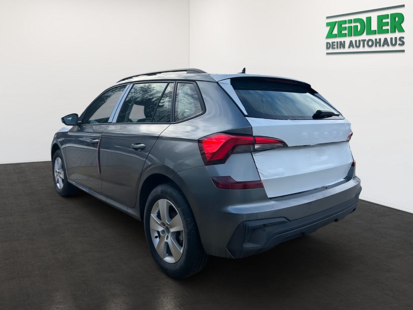 Škoda Kamiq 1.0 TSI Essence LM Facelift LED PDC SHZ Bild 4