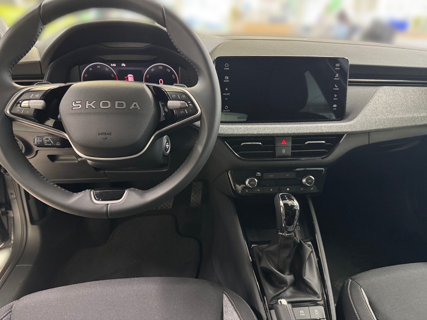 Škoda Kamiq 1.5 TSI Balance DSG LM Navi Kam. ParkAss Bild 10