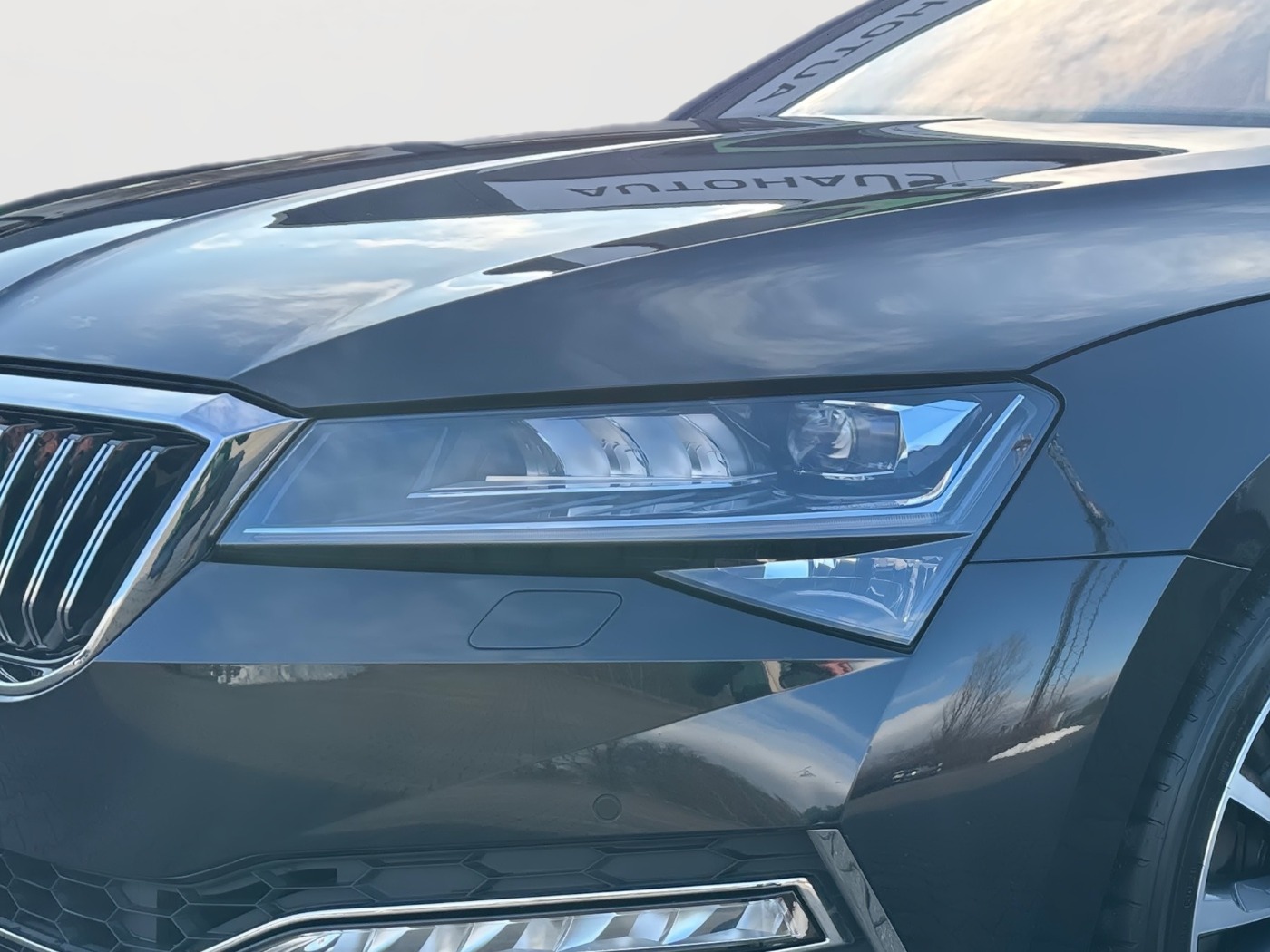 Škoda Superb Combi 2.0 TSI L&amp;K 4x4 DSG LM Navi 2xKlima Bild 5