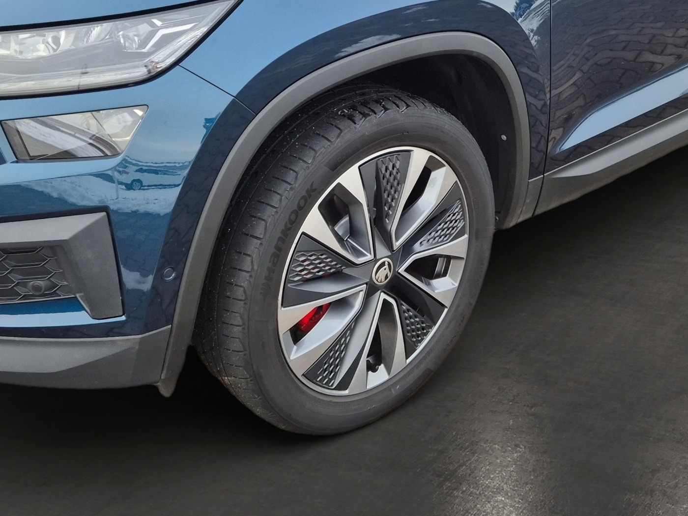 Škoda Kodiaq 2.0 TDI 4x4 DSG Tour Navi Kam. ParkAss Bild 6