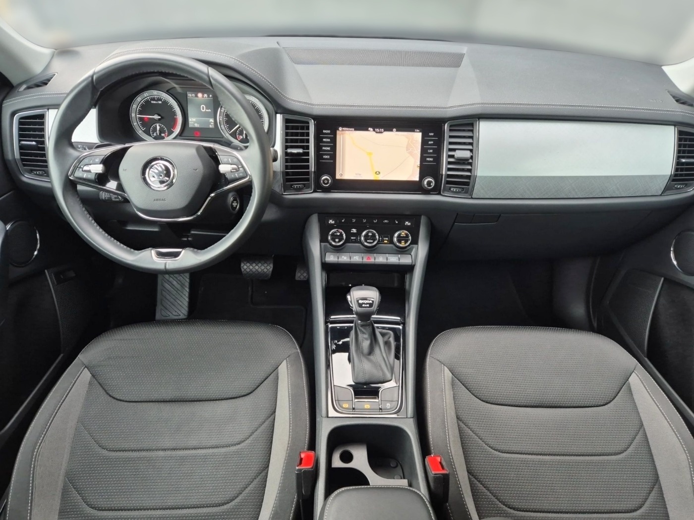 Škoda Kodiaq 2.0 TDI 4x4 DSG Tour Navi Kam. ParkAss Bild 15