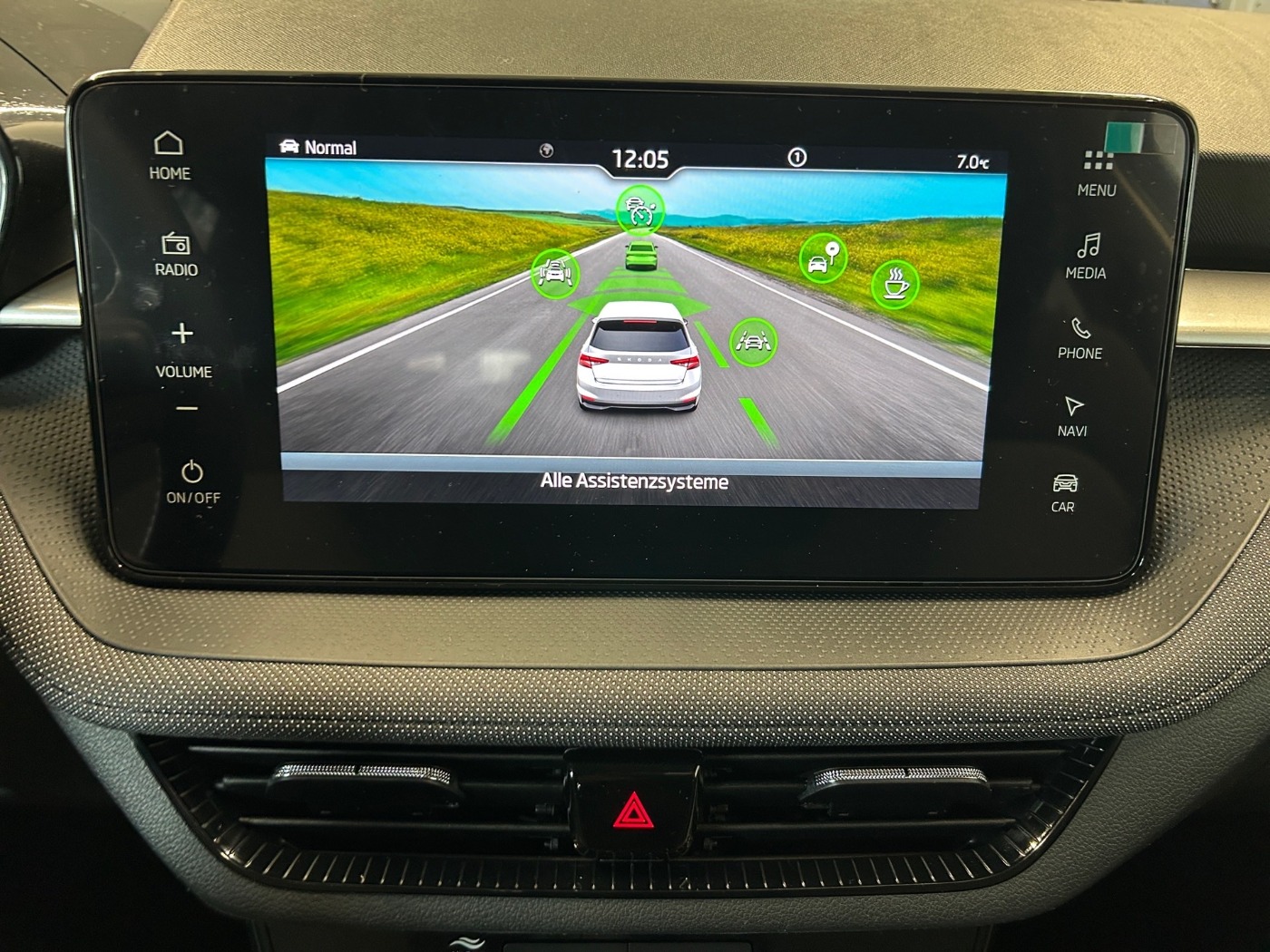 Škoda Fabia 1.0 TSI Balance DSG LM Navi 2xKlima ACC Bild 13