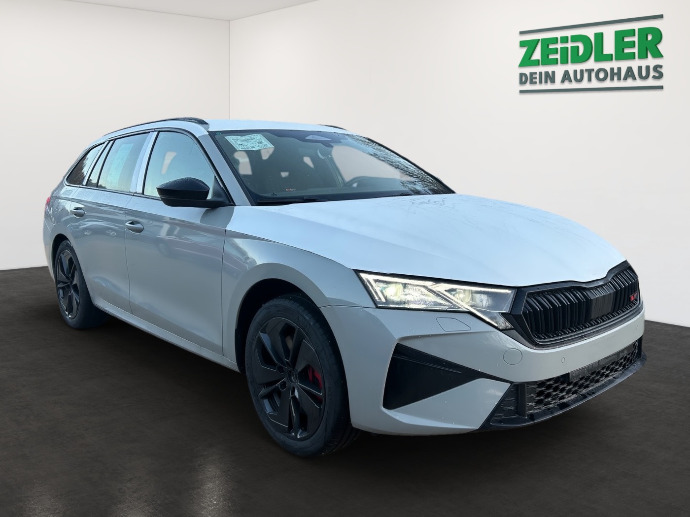 Škoda Octavia Combi 2.0 TSI RS DSG LM Navi SportS. ACC Bild 2