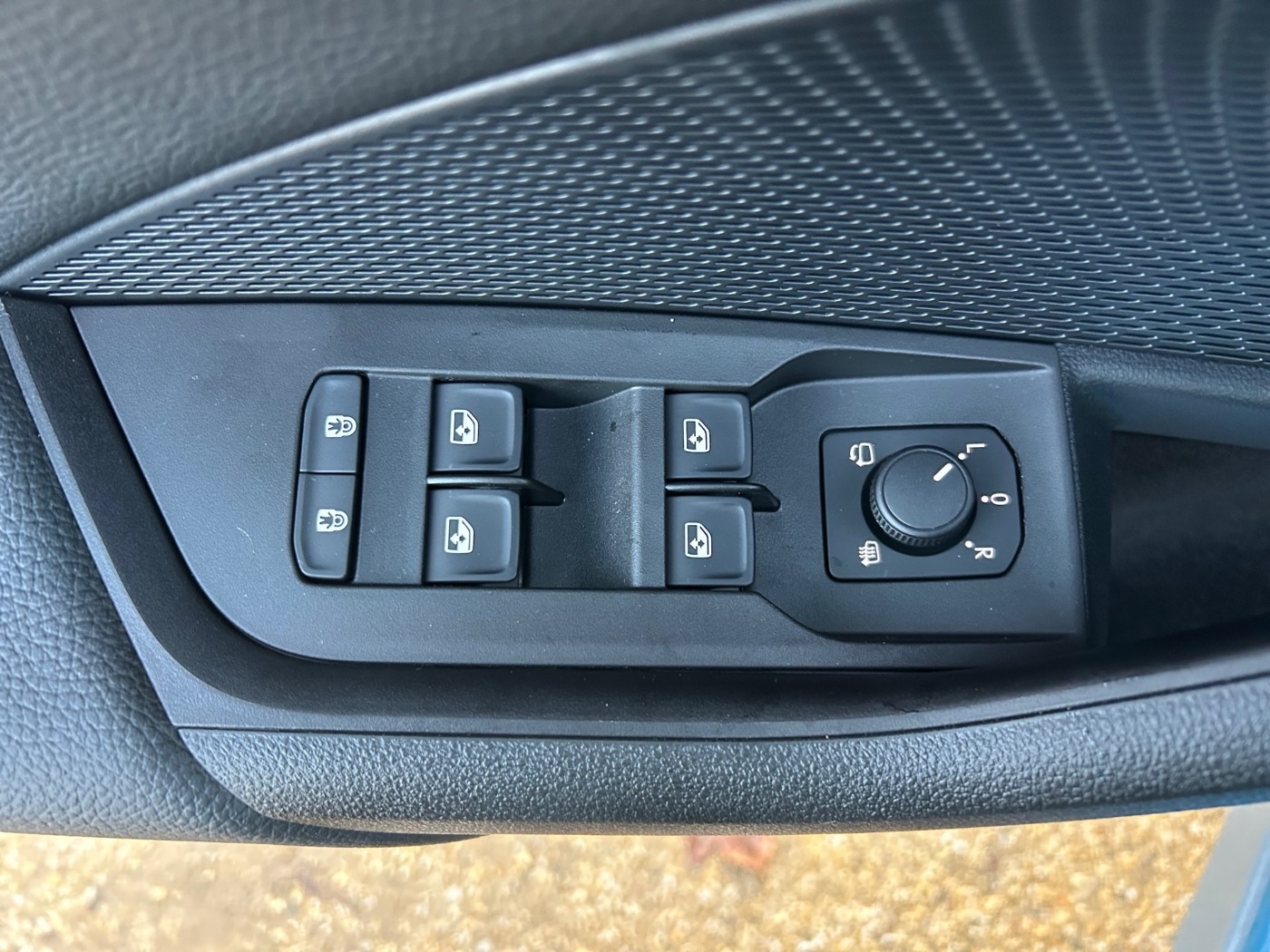 Škoda Octavia Combi 2.0 TSI RS DSG LM Navi SportS. ACC Bild 13