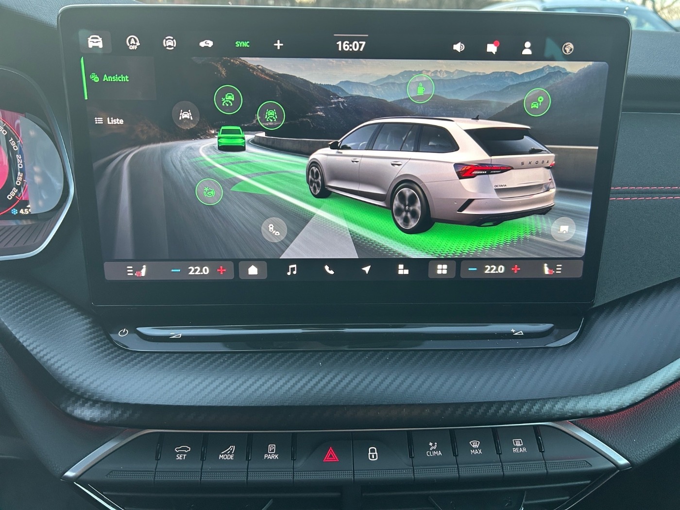 Škoda Octavia Combi 2.0 TSI RS DSG LM Navi SportS. ACC Bild 16