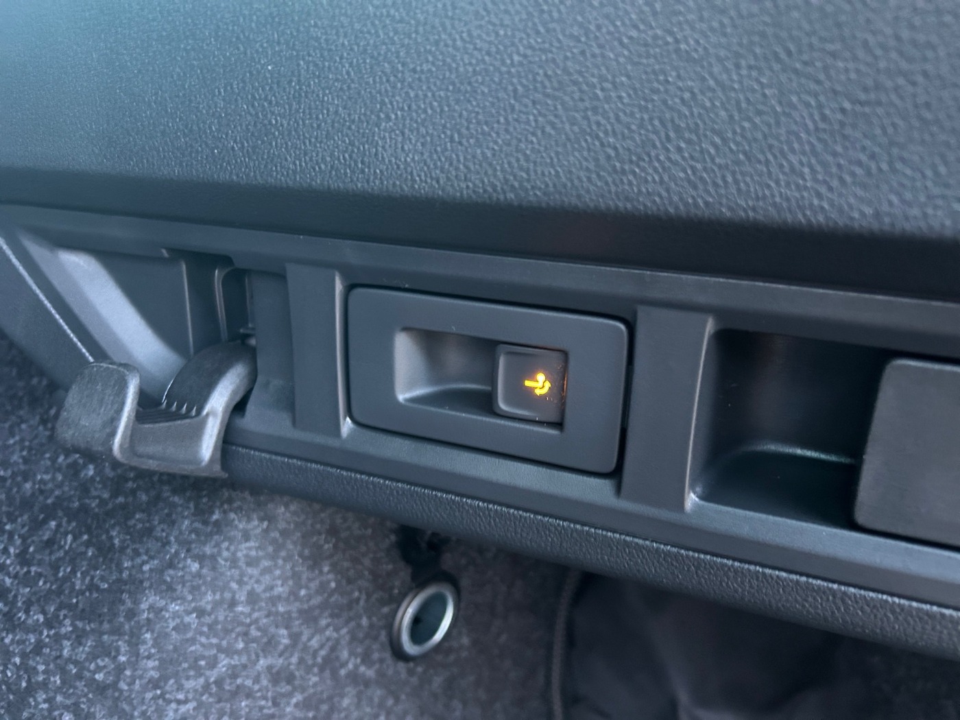 Škoda Octavia Combi 2.0 TSI RS DSG LM Navi SportS. ACC Bild 19