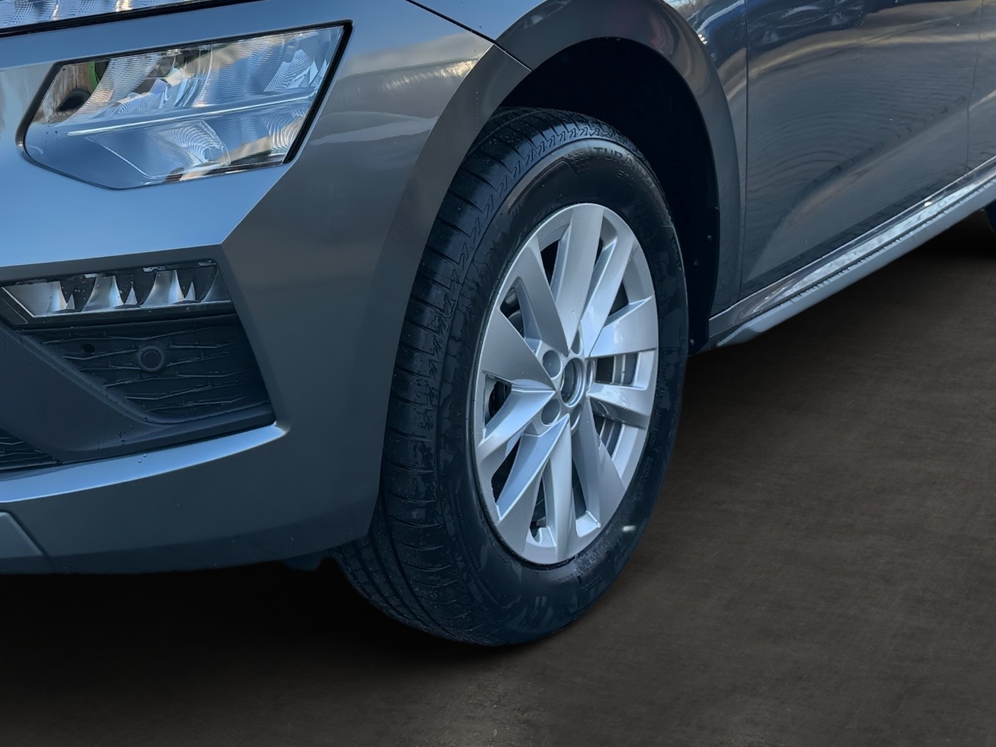 Škoda Kamiq 1.0 TSI Selection Kam. Kessy WinterPlus Bild 6