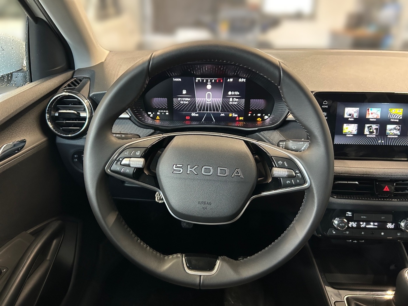 Škoda Fabia 1.0 MPI Selection LM Navi KlimaA beh. FS Bild 8