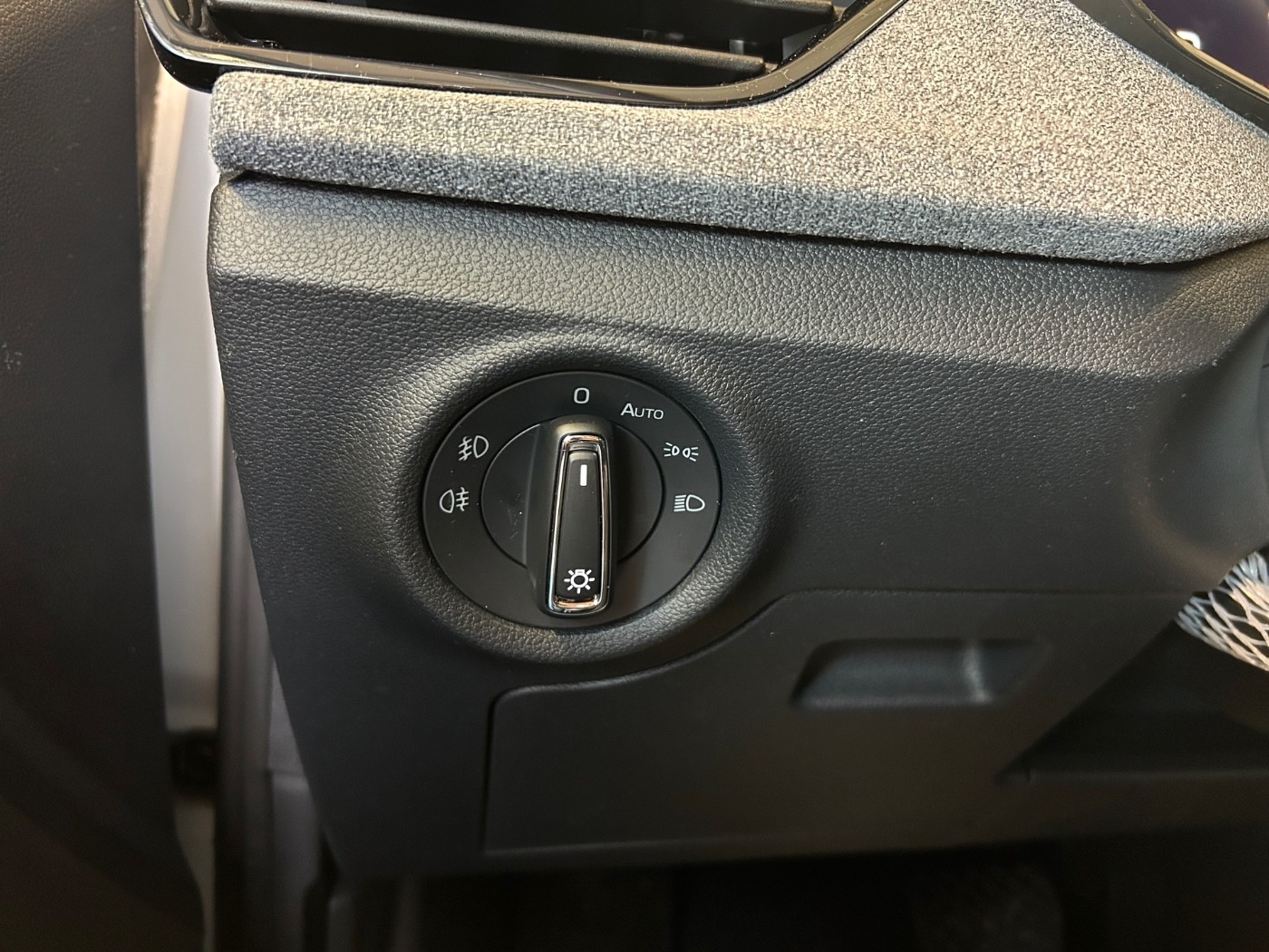 Škoda Scala 1.5 TSI Balance DSG LM Navi Kam. 2xKlima Bild 17