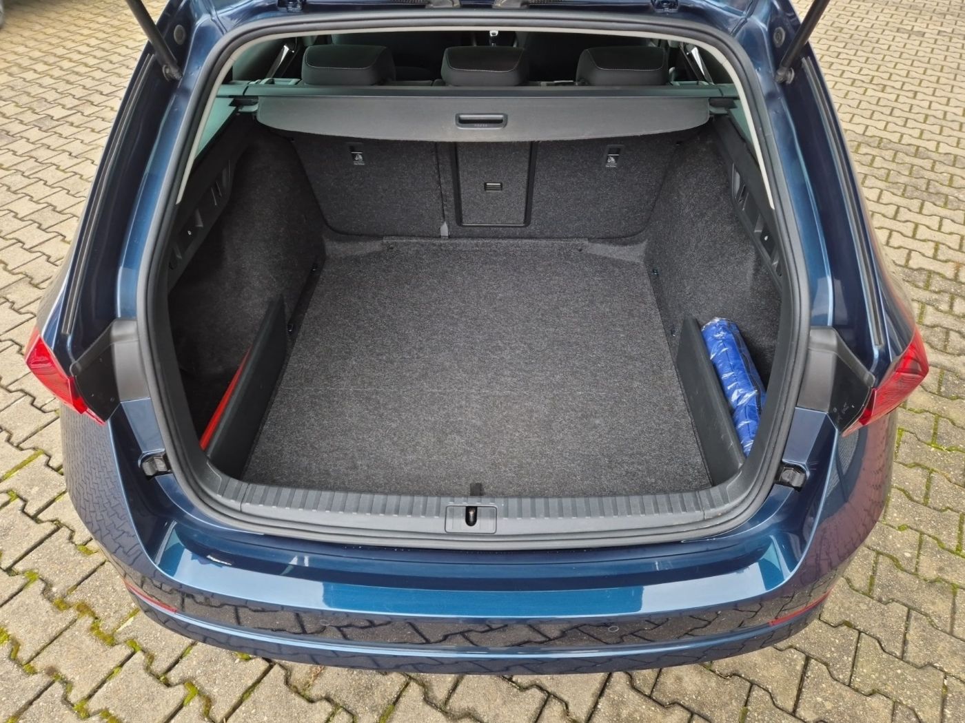 Škoda Octavia Combi 1.5 TSI ACT First Edition LM Navi Bild 19