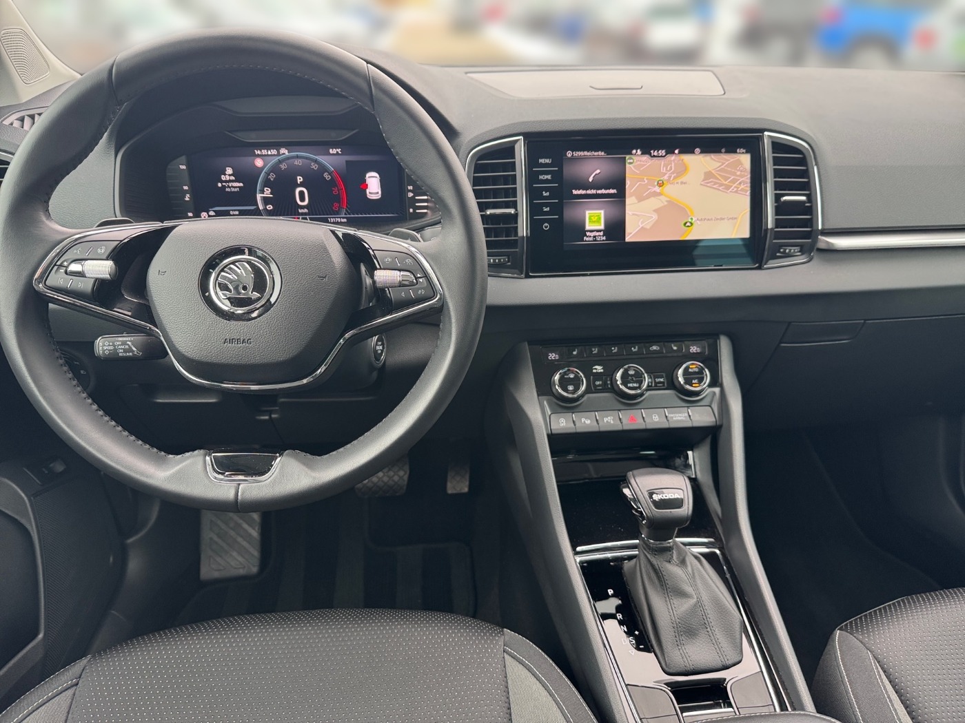 Škoda Karoq 1.5 TSI ACT Tour DSG LM Navi Kam. ParkAss Bild 10