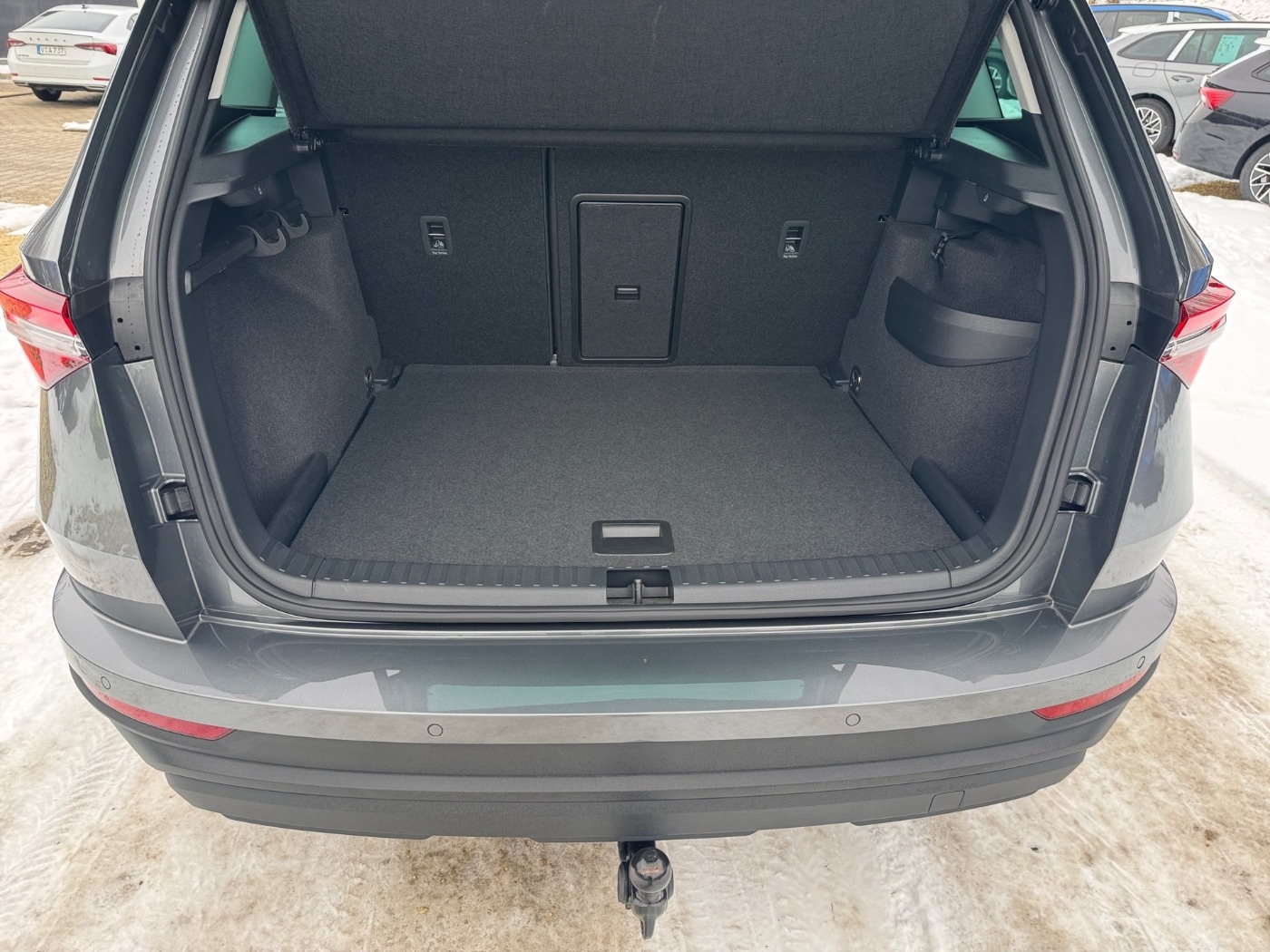 Škoda Karoq 1.5 TSI ACT Tour DSG LM Navi Kam. ParkAss Bild 12