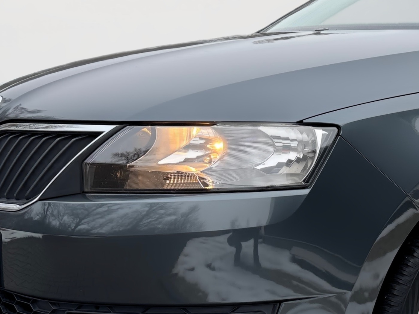 Skoda Rapid 1.2 TSI Spaceback Ambition Pano KlimaA PDC Bild 5