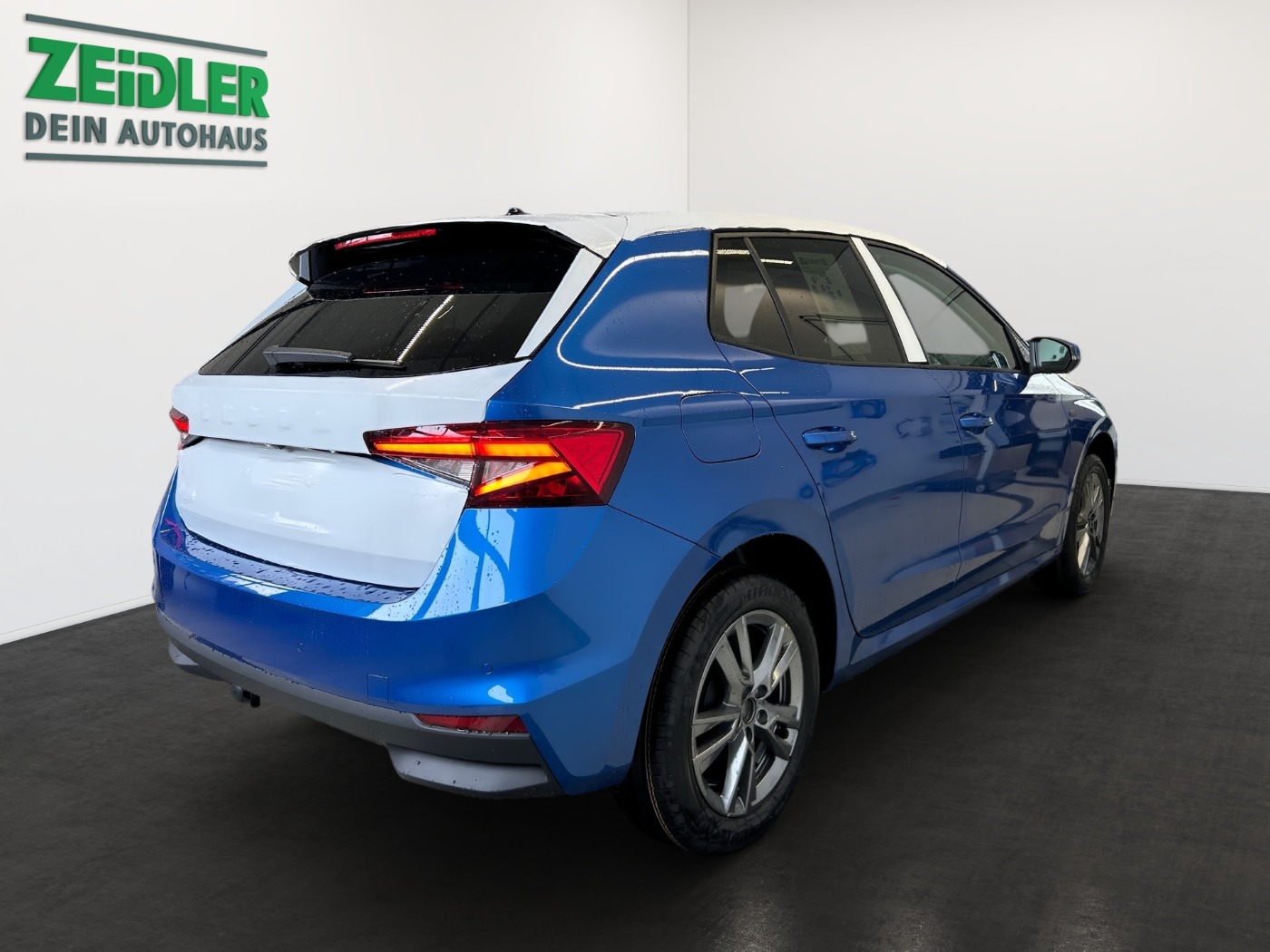 Škoda Fabia 1.0 TSI Tour LM Navi Kam. 2xKlima AHK LED Bild 3