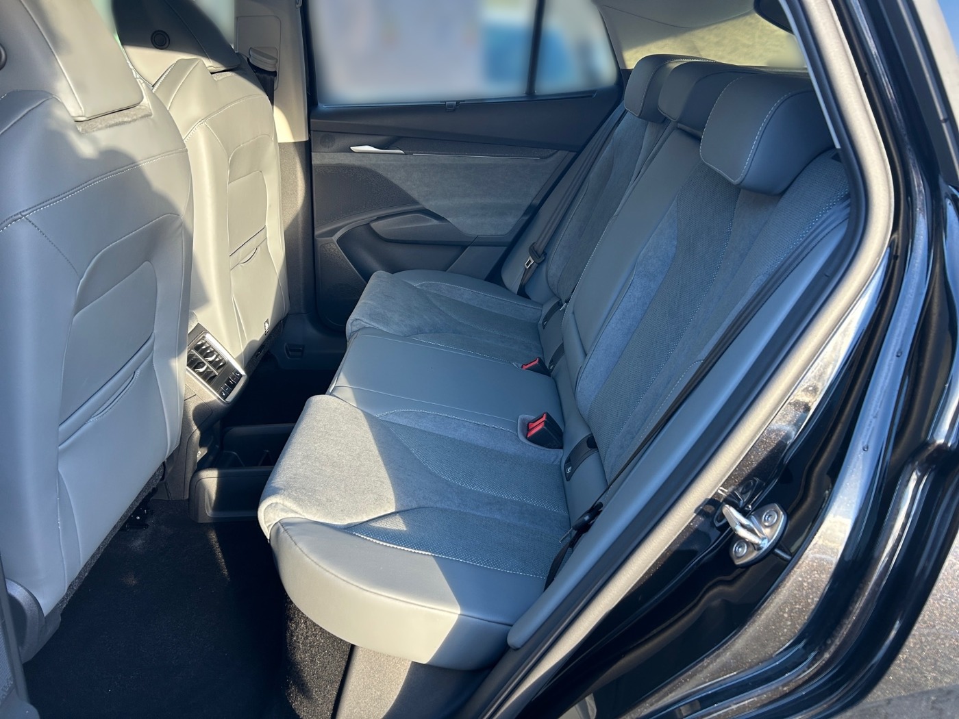 Škoda Enyaq Coup  85 82 kWh Navi Pano Kam. 360 4xSHZ Bild 11