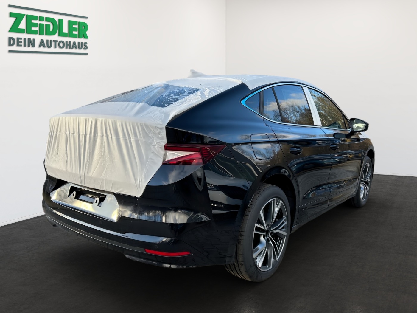 Škoda Enyaq Coup  85 82 kWh Navi Pano Kam. 360 4xSHZ Bild 3