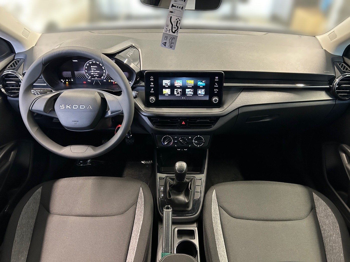 Škoda Fabia 1.0 TSI Essence LM LED PDC SHZ SpurH Bild 10