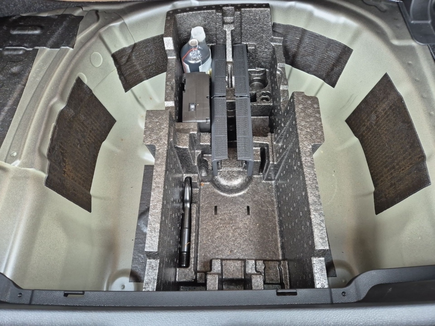 Škoda Kamiq 1.0 TSI Tour LM 2xKlima DynLicht Kessy Bild 19