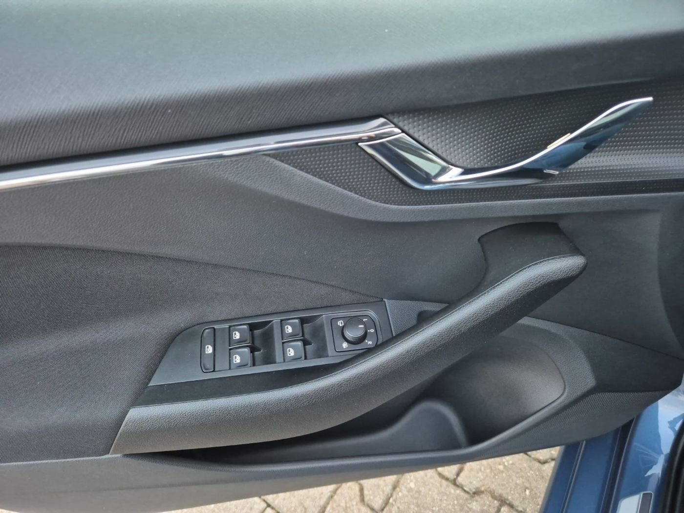 Škoda Scala 1.0 TSI Clever LM Kam. KlimaA LED FS beh. Bild 8